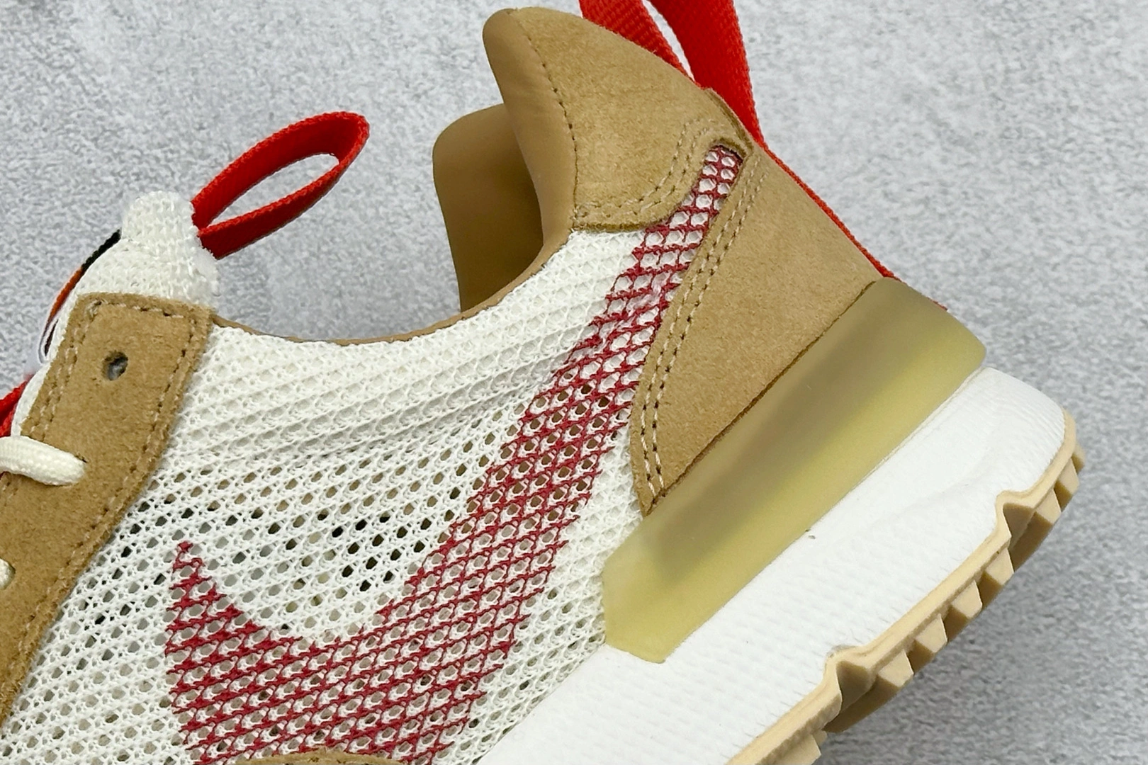 Flying pig--9ik5 IF2885-100 Tom Sachs x NK Craft Mars Yard 2.0 item: E-X575L2038B